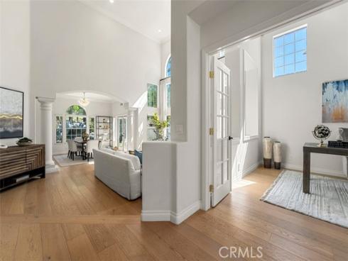 27153 Woodbluff Rd , Laguna Hills, CA