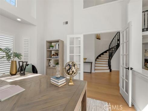 27153 Woodbluff Rd , Laguna Hills, CA