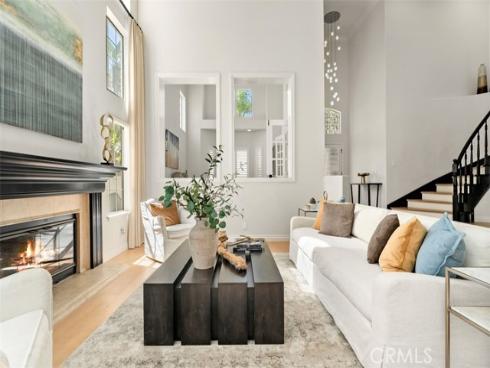 27153 Woodbluff Rd , Laguna Hills, CA