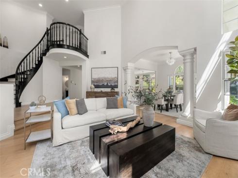 27153 Woodbluff Rd , Laguna Hills, CA