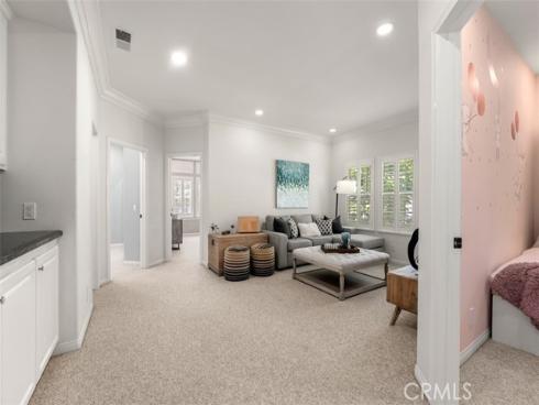 27153 Woodbluff Rd , Laguna Hills, CA