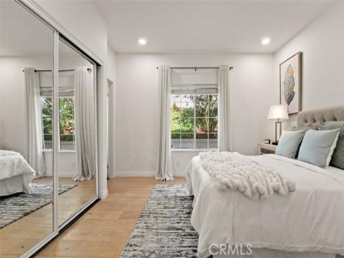 27153 Woodbluff Rd , Laguna Hills, CA