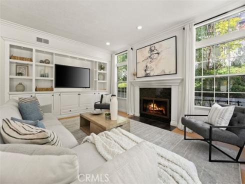 27153 Woodbluff Rd , Laguna Hills, CA