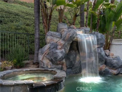 27153 Woodbluff Rd , Laguna Hills, CA