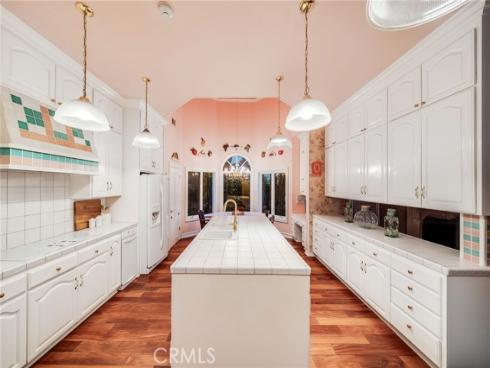 25731 Dillon Road, Laguna Hills, CA