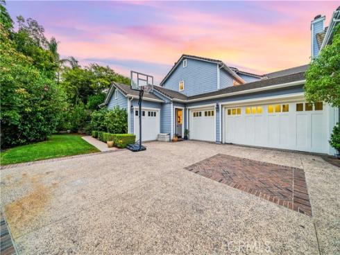 26012  Horseshoe   Circle, Laguna Hills, CA