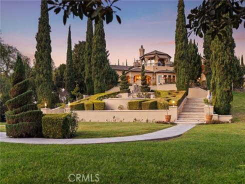 26501 Silver Saddle Lane