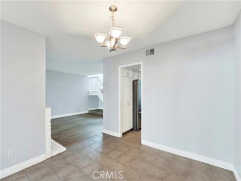 25061  Silverleaf Ln  , Laguna Hills, CA