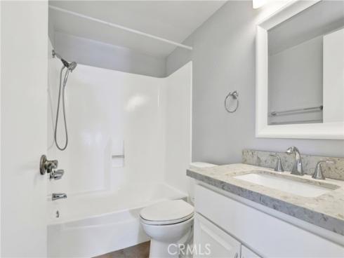 25061  Silverleaf Ln  , Laguna Hills, CA