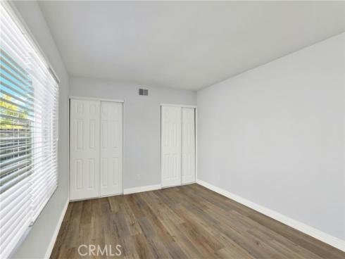 25061  Silverleaf Ln  , Laguna Hills, CA