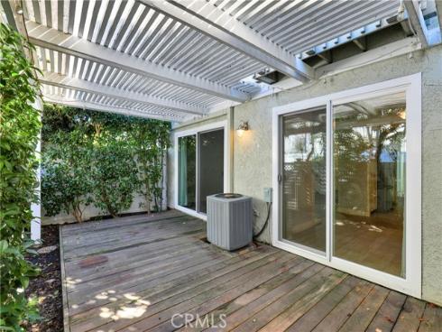 25061  Silverleaf Ln  , Laguna Hills, CA