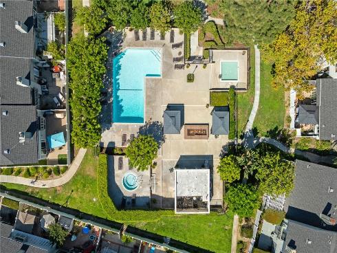 25061  Silverleaf Ln  , Laguna Hills, CA