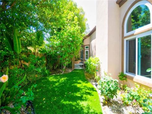 26821  Moore Oaks   Road, Laguna Hills, CA