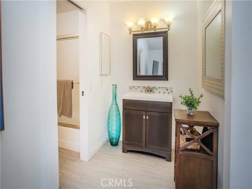 24392  Acaso  8 , Laguna Hills, CA