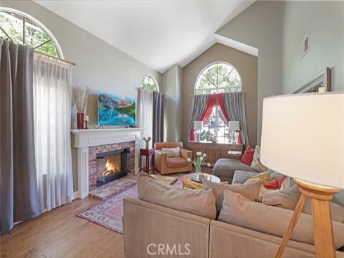 25652  Nottingham  , Laguna Hills, CA