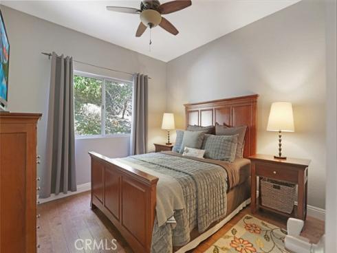 25652  Nottingham  , Laguna Hills, CA