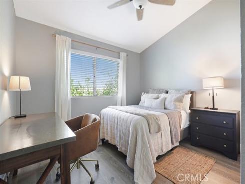 25652  Nottingham  , Laguna Hills, CA