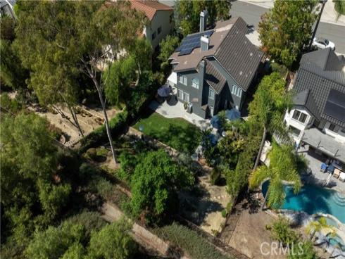 25652  Nottingham  , Laguna Hills, CA