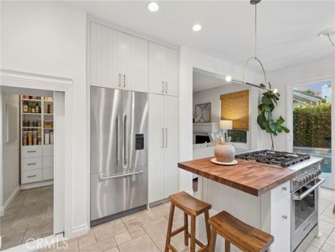 24882  Avenida Avalon  , Laguna Hills, CA