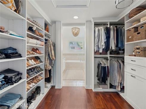 24882  Avenida Avalon  , Laguna Hills, CA