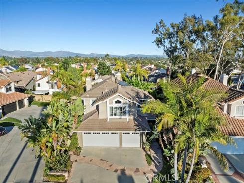 24882  Avenida Avalon  , Laguna Hills, CA