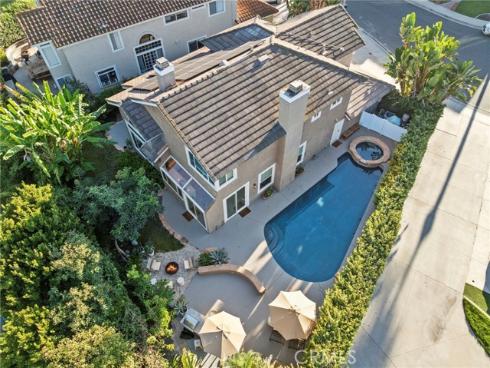 24882  Avenida Avalon  , Laguna Hills, CA