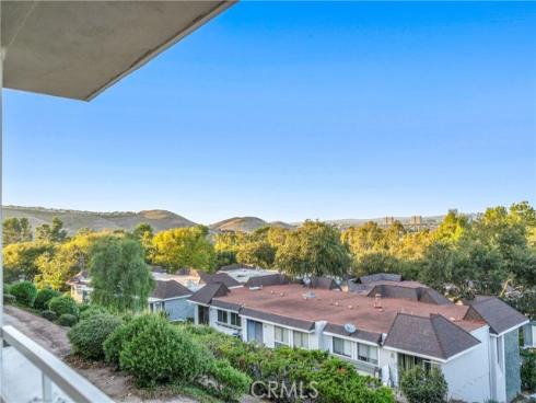 22321  Caminito Mescalero  226 , Laguna Hills, CA