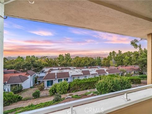 22321  Caminito Mescalero  226 , Laguna Hills, CA