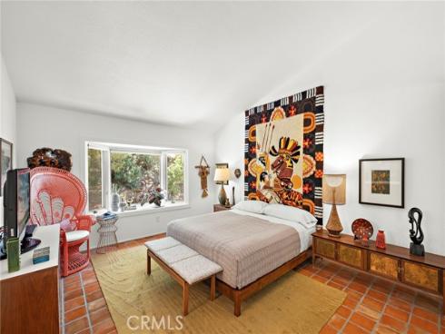 25962  Ernestine   Court, Laguna Hills, CA