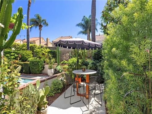 25962  Ernestine   Court, Laguna Hills, CA