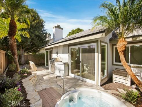 39  Carriage Hill   Lane, Laguna Hills, CA