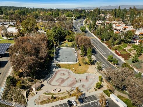 39  Carriage Hill   Lane, Laguna Hills, CA