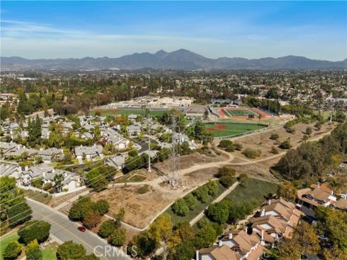 39  Carriage Hill   Lane, Laguna Hills, CA