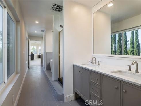 25901  Nellie Gail  , Laguna Hills, CA