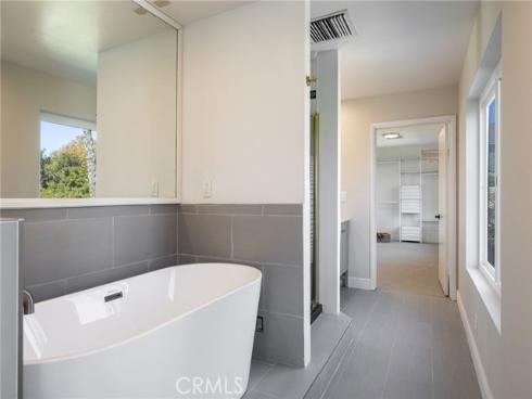 25901  Nellie Gail  , Laguna Hills, CA