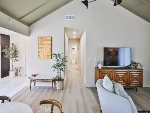 22861  Caminito Manresa  19 , Laguna Hills, CA