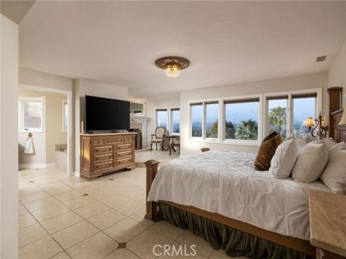 25761  Highplains  , Laguna Hills, CA