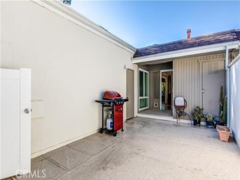 22131  Caminito Vino  , Laguna Hills, CA