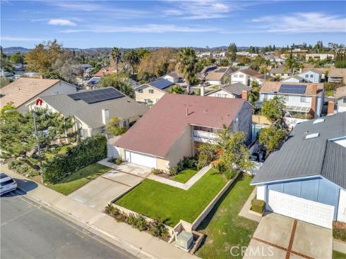 24955 Wells Fargo Drive, Laguna Hills, CA