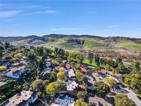 22271 Caminito Arroyo Seco 48 , Laguna Hills, CA