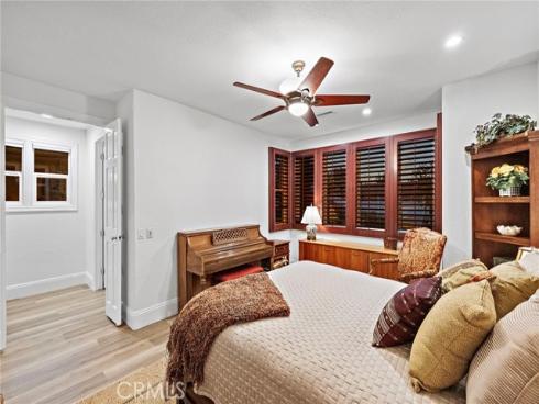 25702 Nellie Gail , Laguna Hills, CA