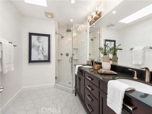 22225 Caminito Zaragoza , Laguna Hills, CA