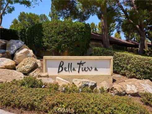 25591 Indian Hill Lane E