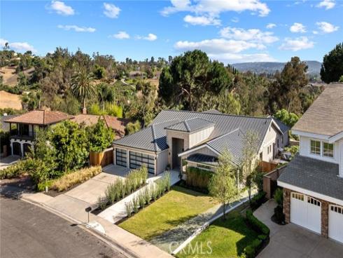 24852  Buckboard   Lane, Laguna Hills, CA