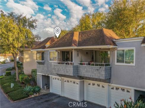 22256 Caminito Mescalero