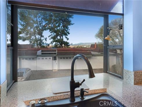 22256  Caminito Mescalero  , Laguna Hills, CA