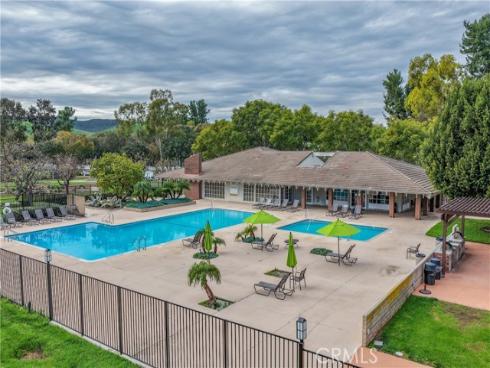 22256  Caminito Mescalero  , Laguna Hills, CA