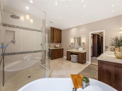 25582  Rapid Falls  , Laguna Hills, CA