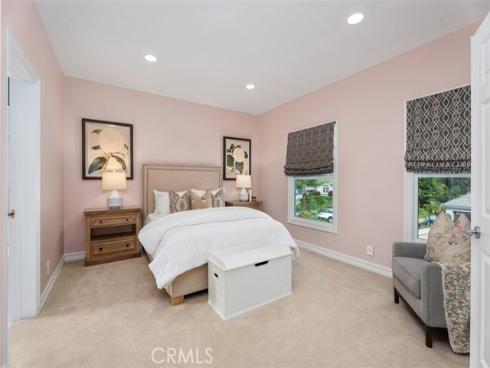 25582  Rapid Falls  , Laguna Hills, CA