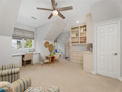 25582  Rapid Falls  , Laguna Hills, CA